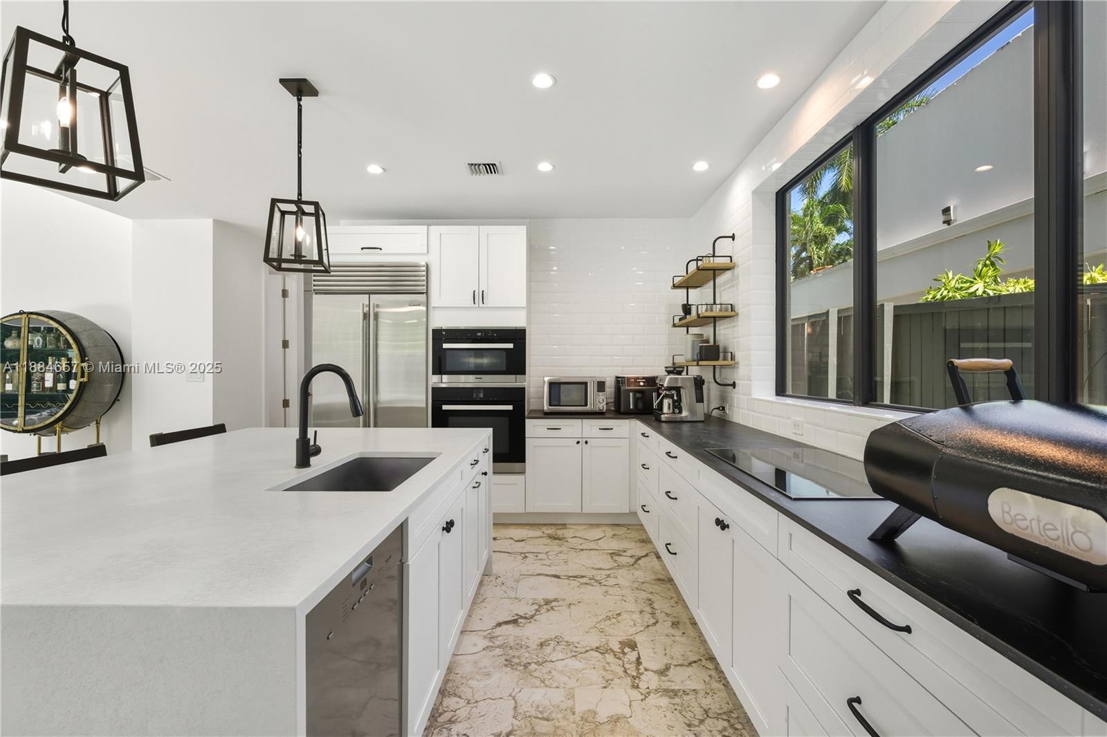 EAST UTOPIA - Residential Lease