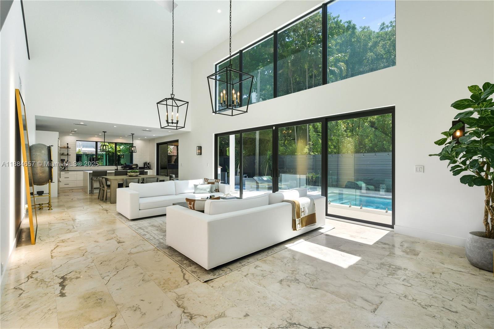 EAST UTOPIA - Residential Lease