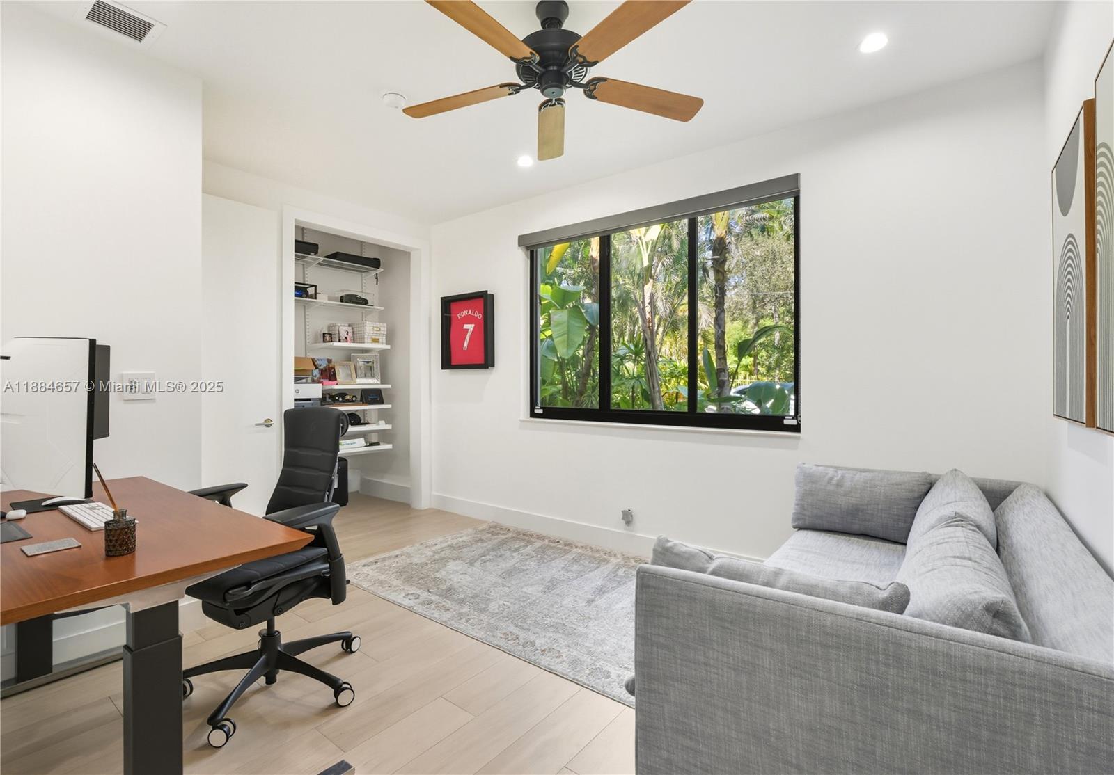 EAST UTOPIA - Residential Lease