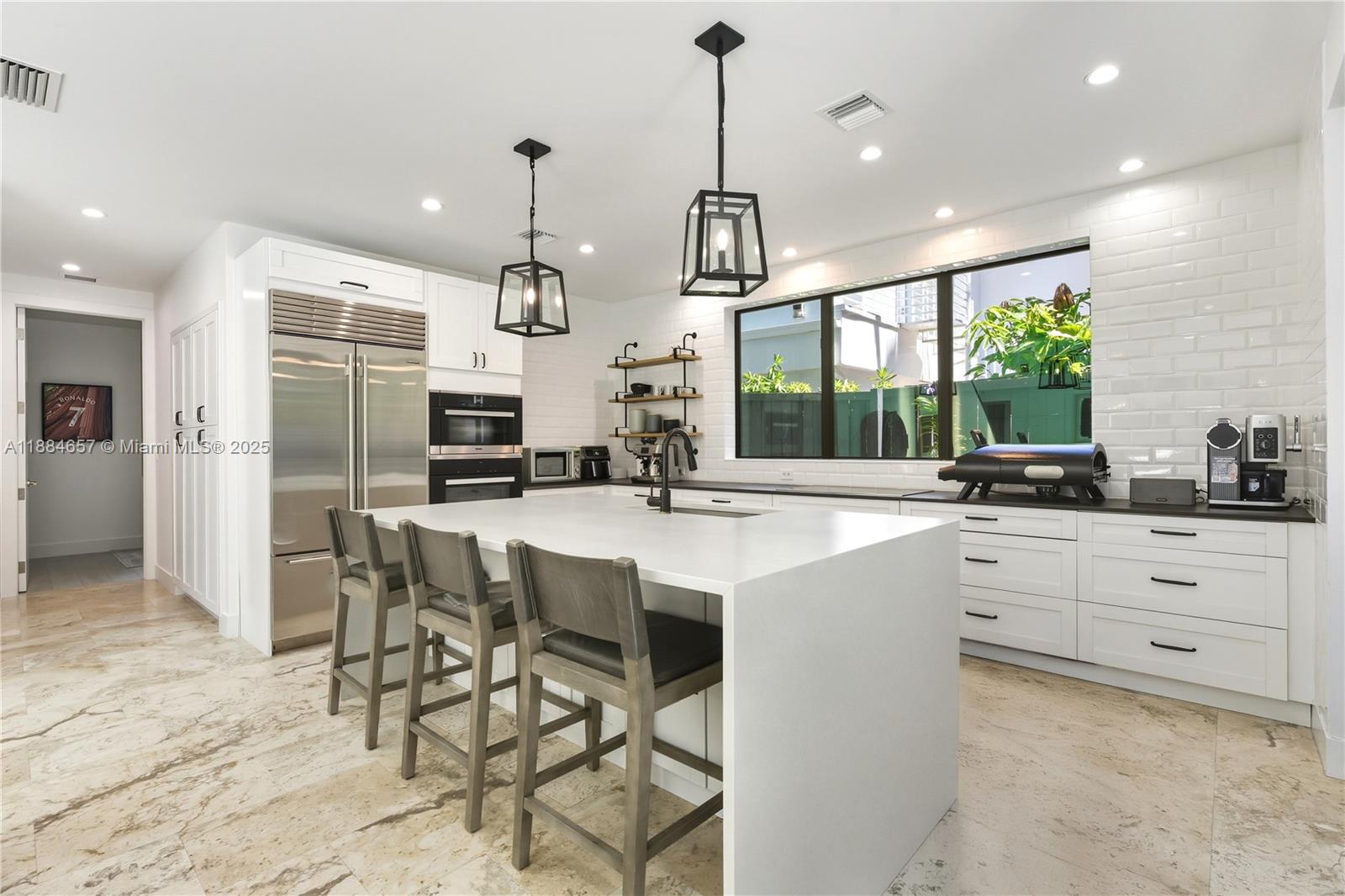 EAST UTOPIA - Residential Lease