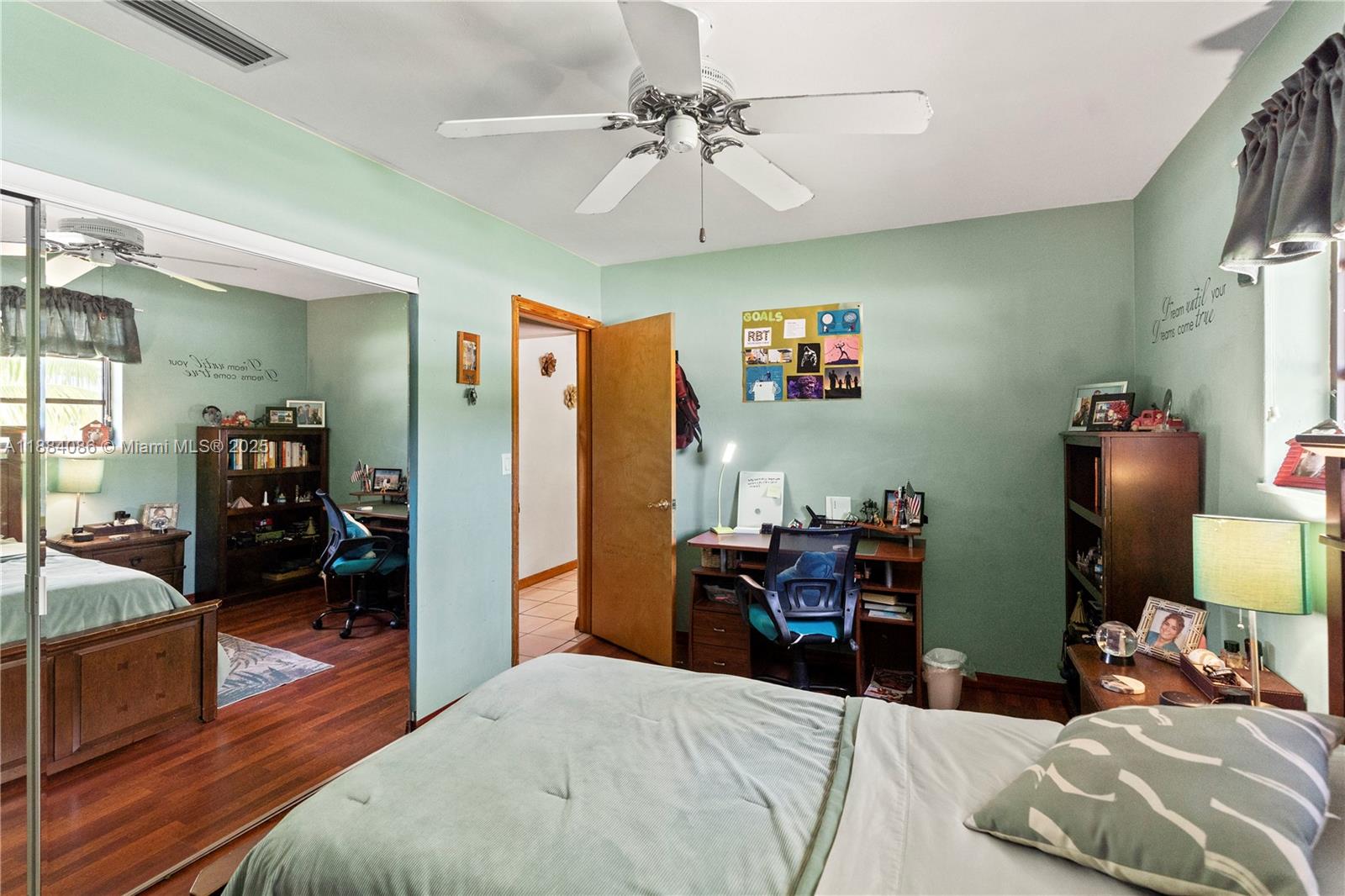 CUTLER RIDGE PINES - Residential