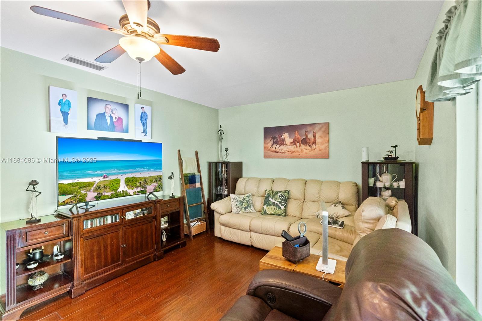 CUTLER RIDGE PINES - Residential