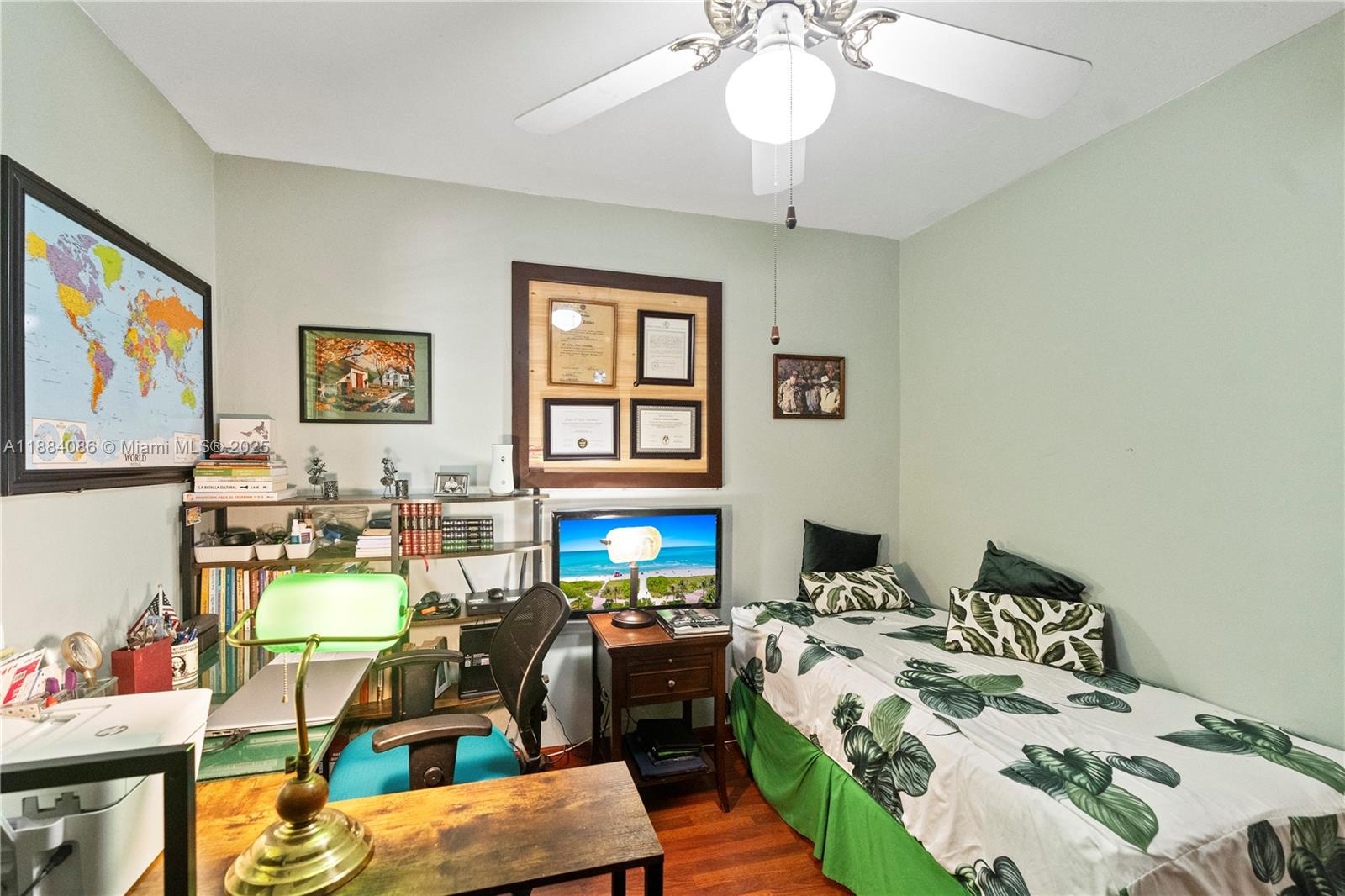 CUTLER RIDGE PINES - Residential