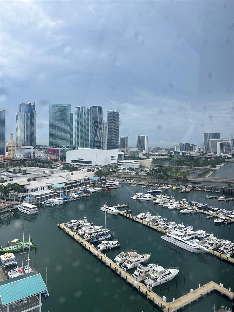 VENETIA CONDO - Residential