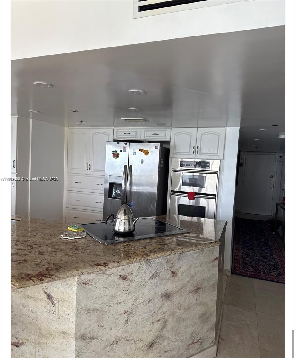 VENETIA CONDO - Residential