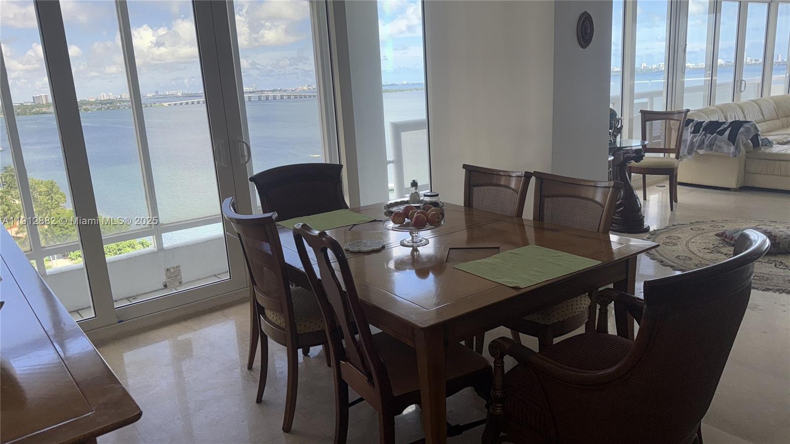 VENETIA CONDO - Residential