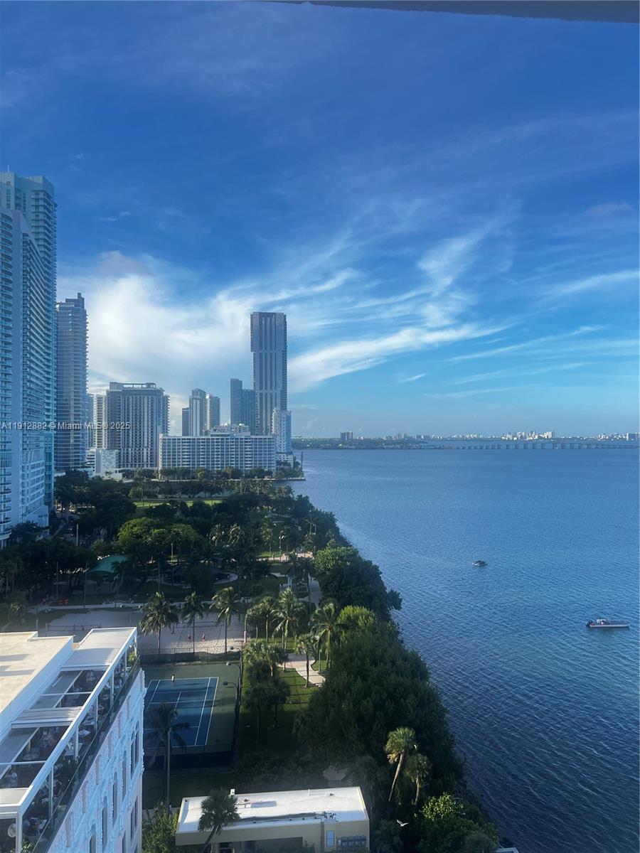 VENETIA CONDO - Residential