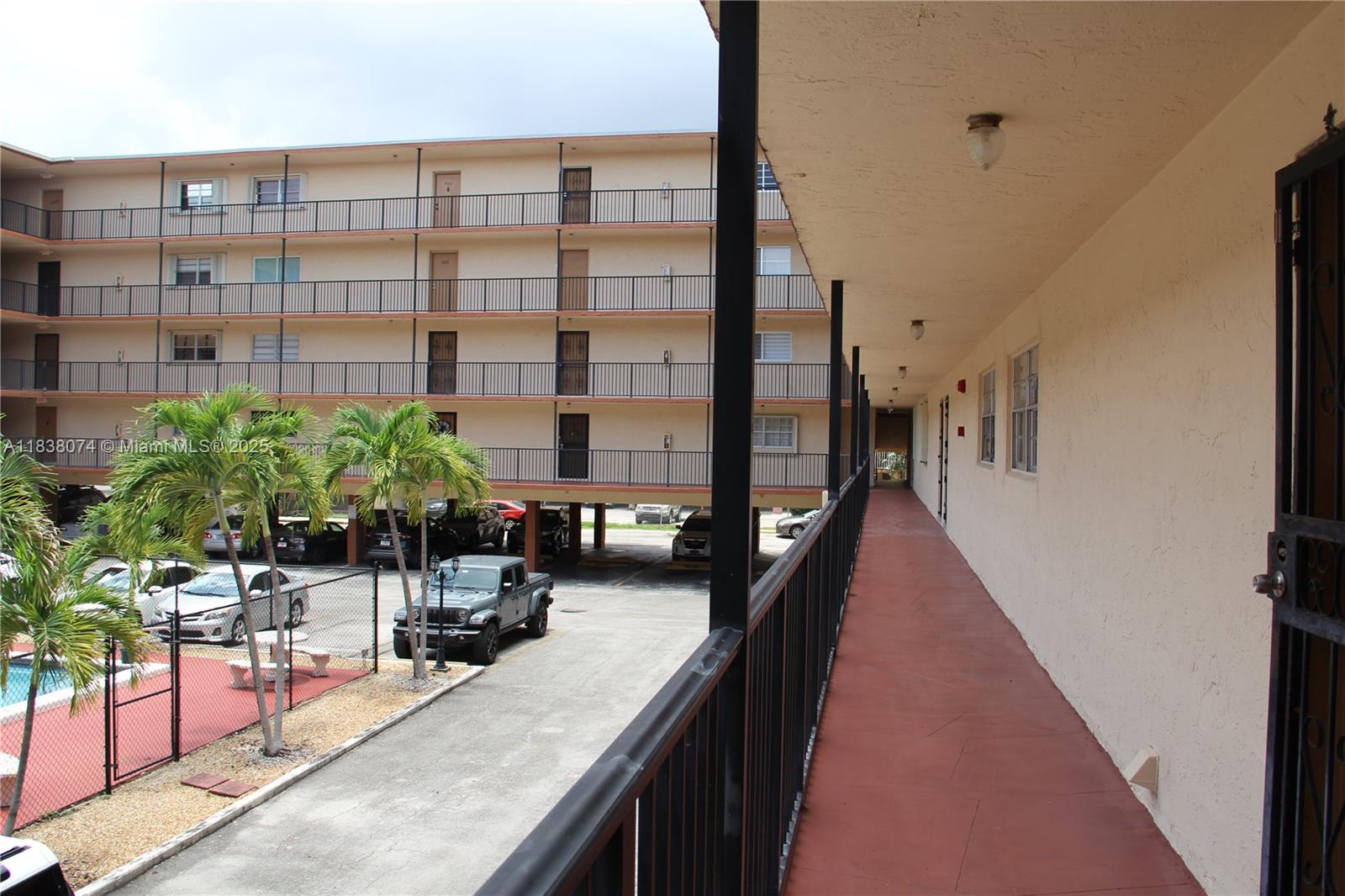 1075 W 68th St 110