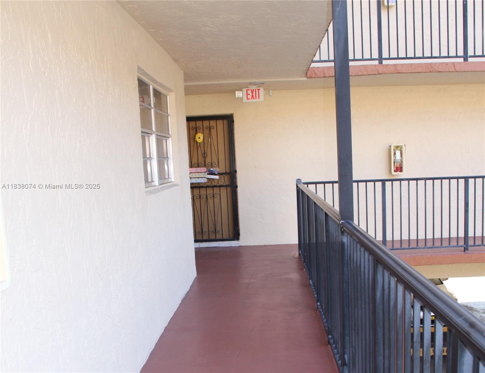1075 W 68th St 110