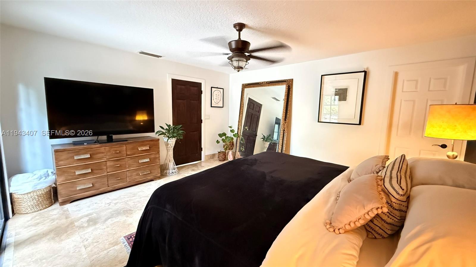 FOX TRAIL - Residential