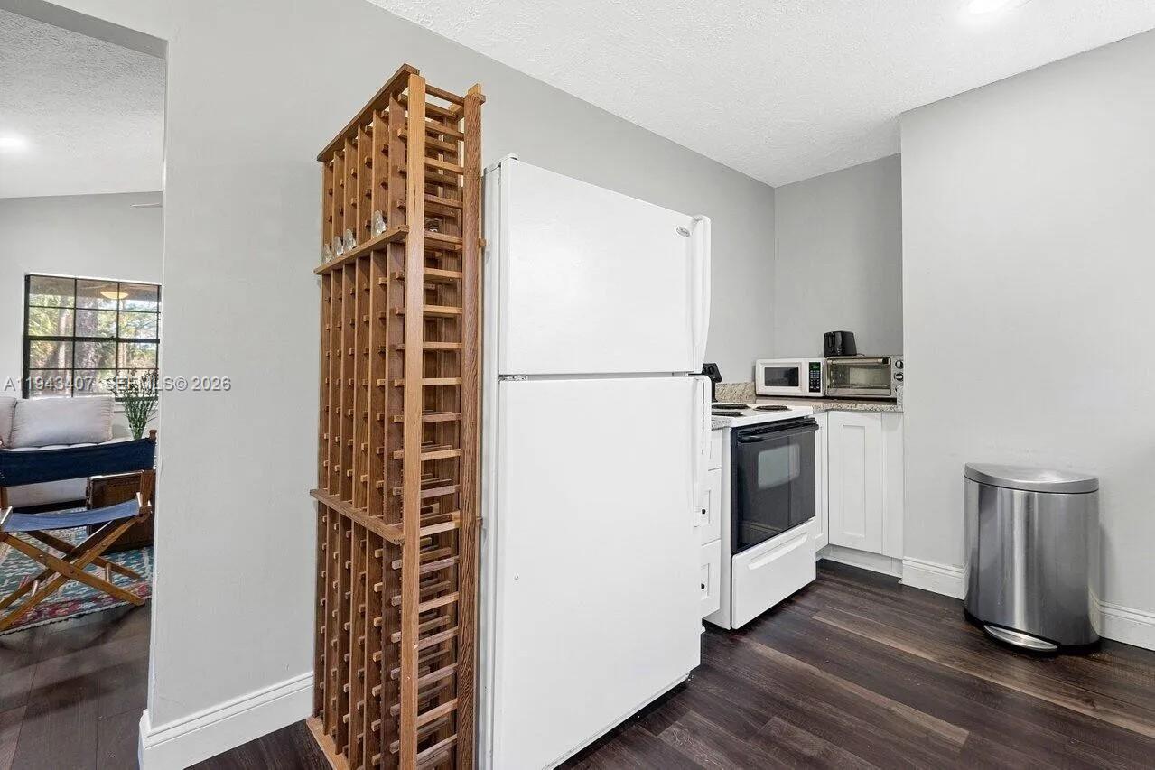 FOX TRAIL - Residential