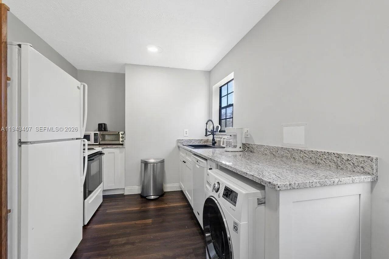 FOX TRAIL - Residential