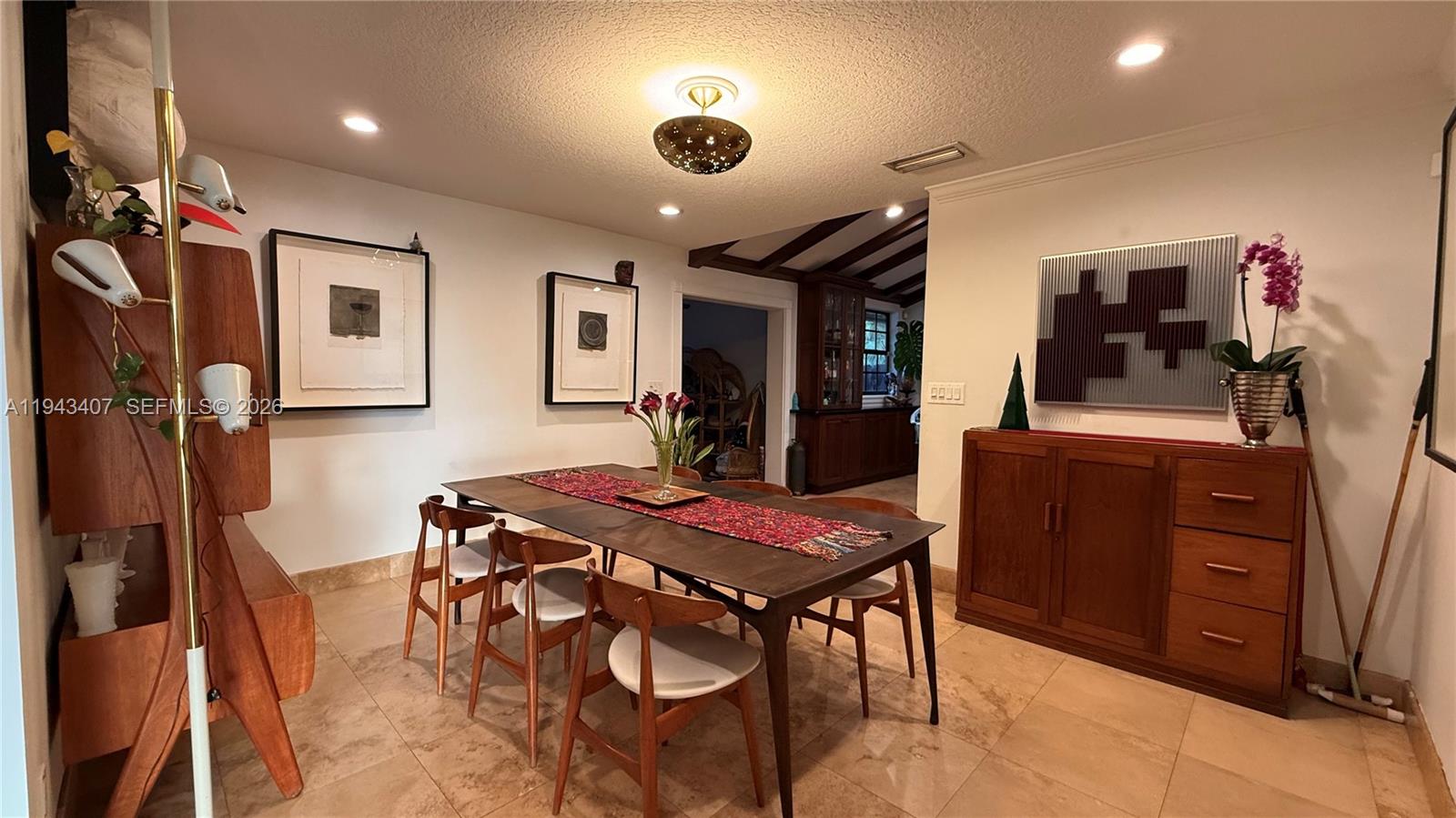 FOX TRAIL - Residential