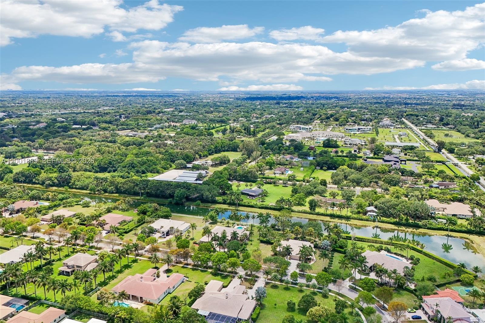 COUNTRY GLEN - Residential