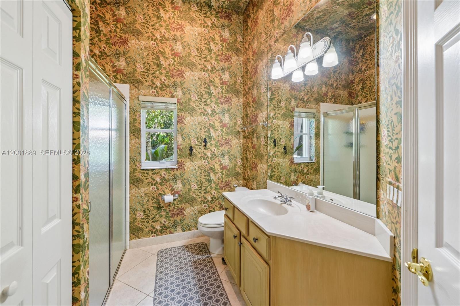 COUNTRY GLEN - Residential
