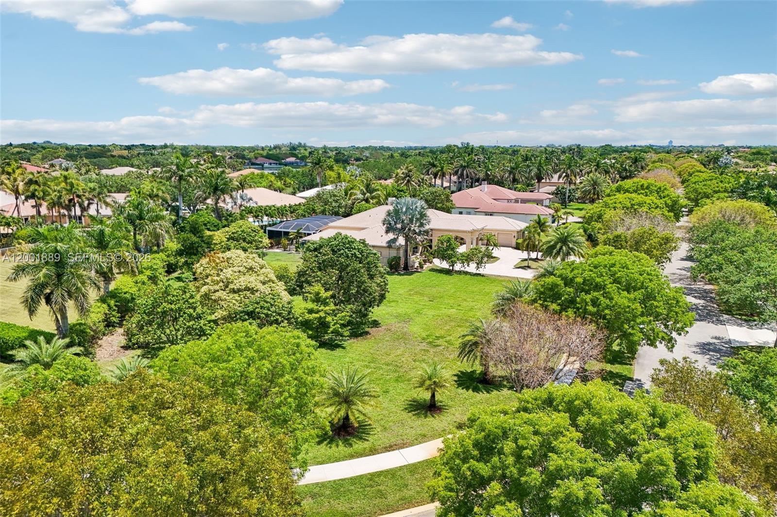 COUNTRY GLEN - Residential