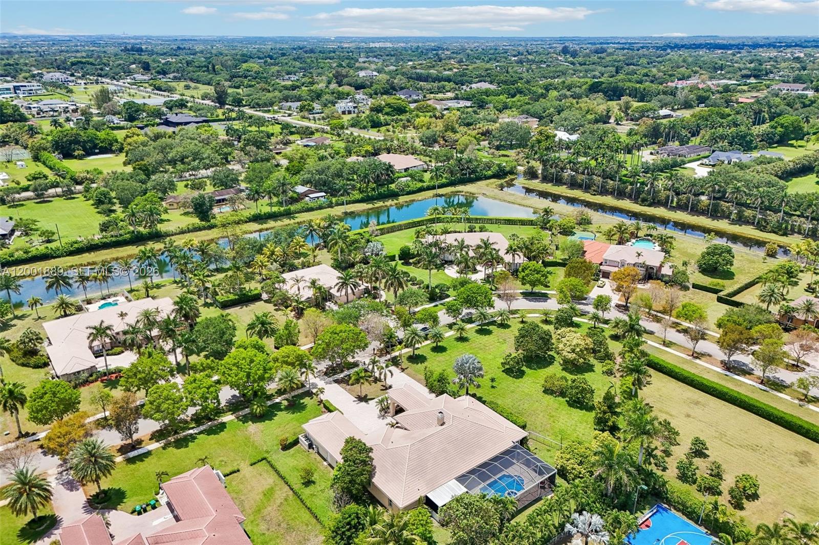 COUNTRY GLEN - Residential