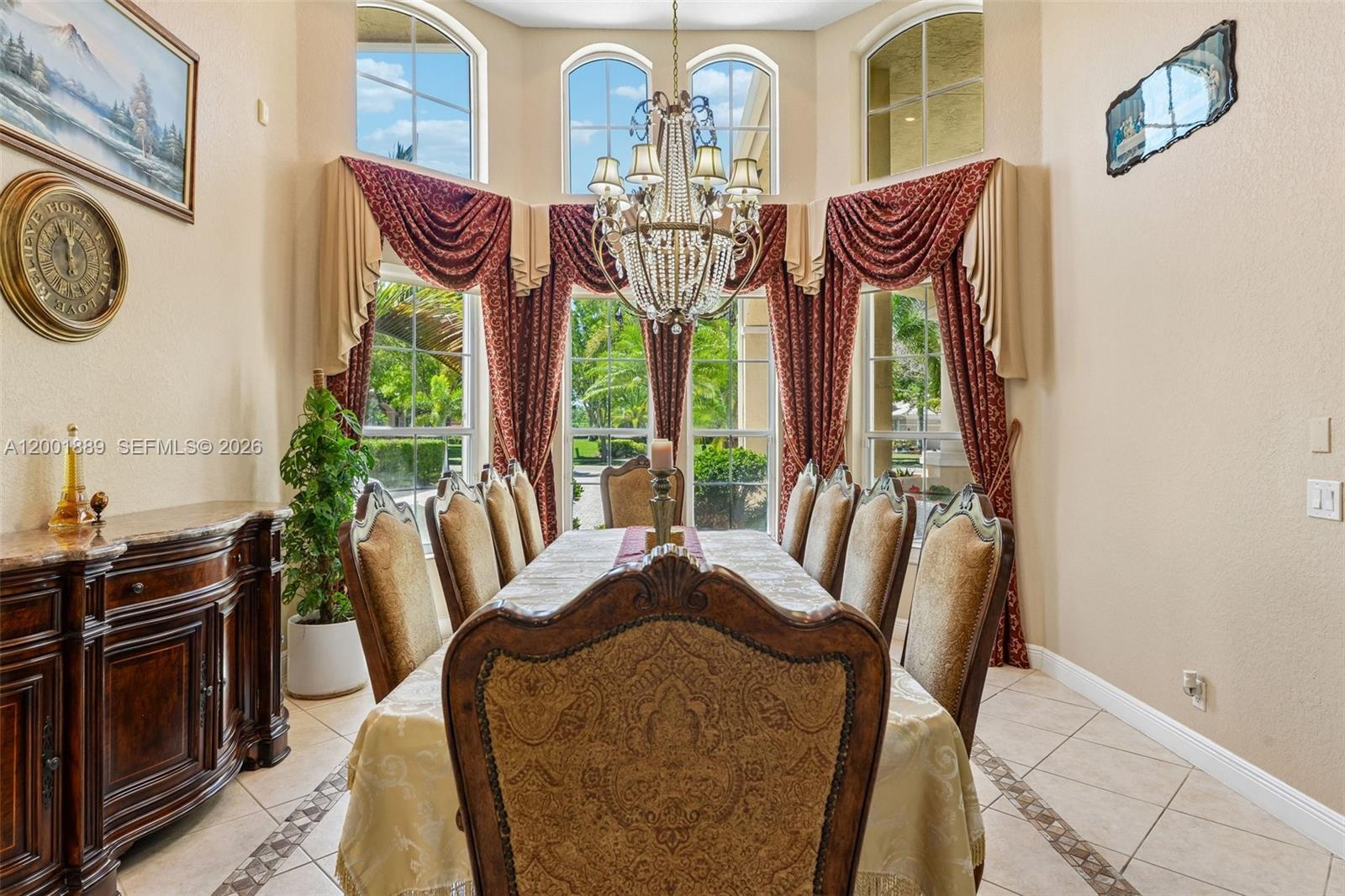 COUNTRY GLEN - Residential
