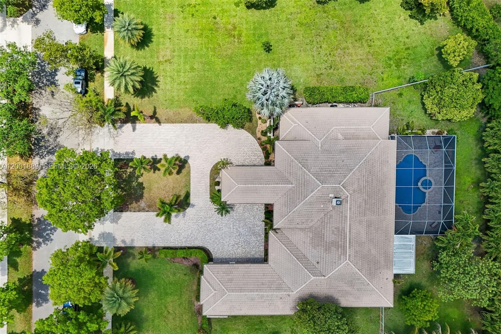 COUNTRY GLEN - Residential