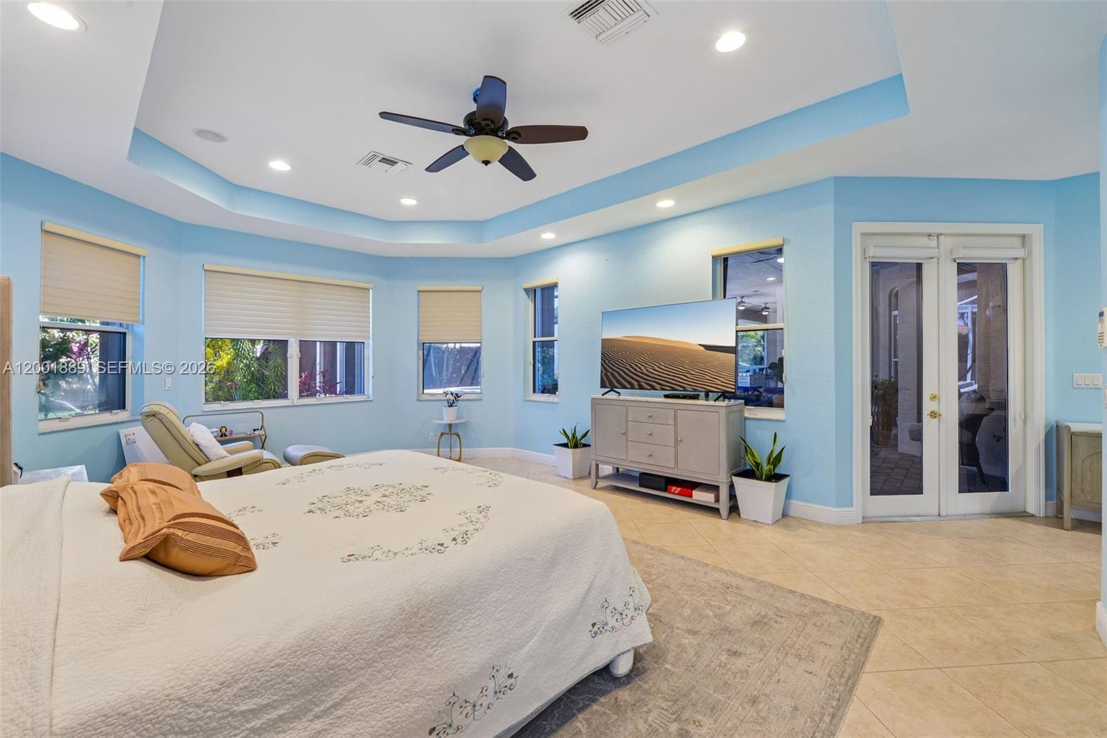 COUNTRY GLEN - Residential