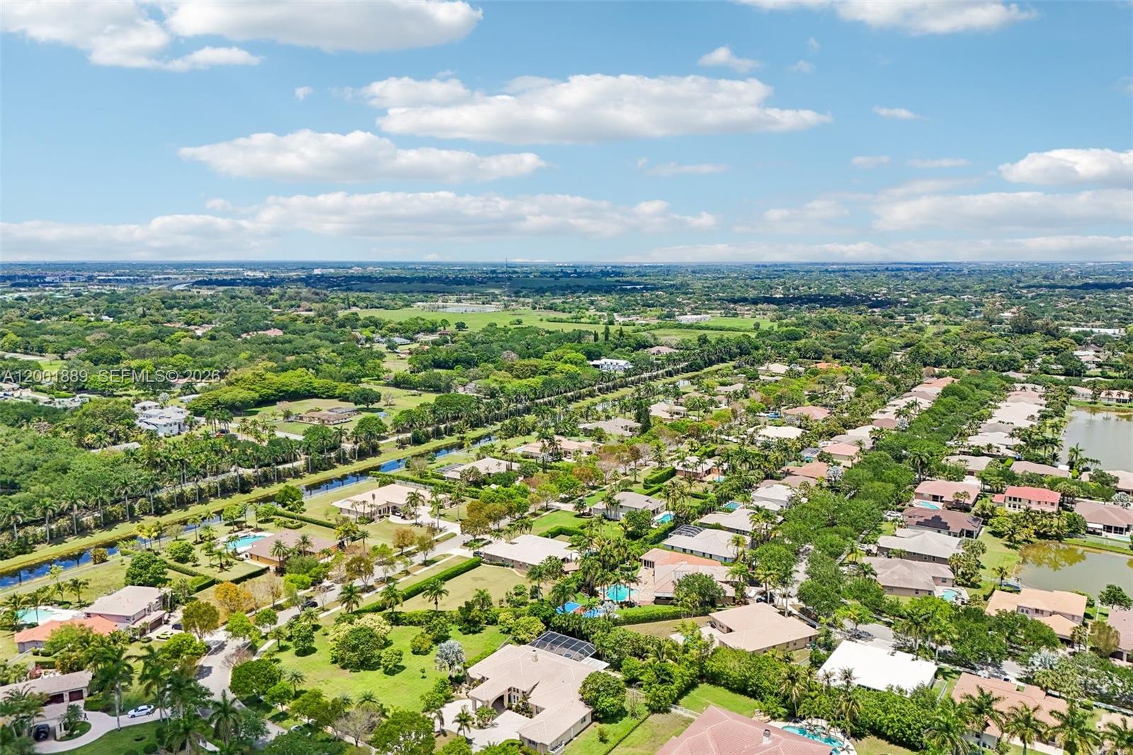 COUNTRY GLEN - Residential