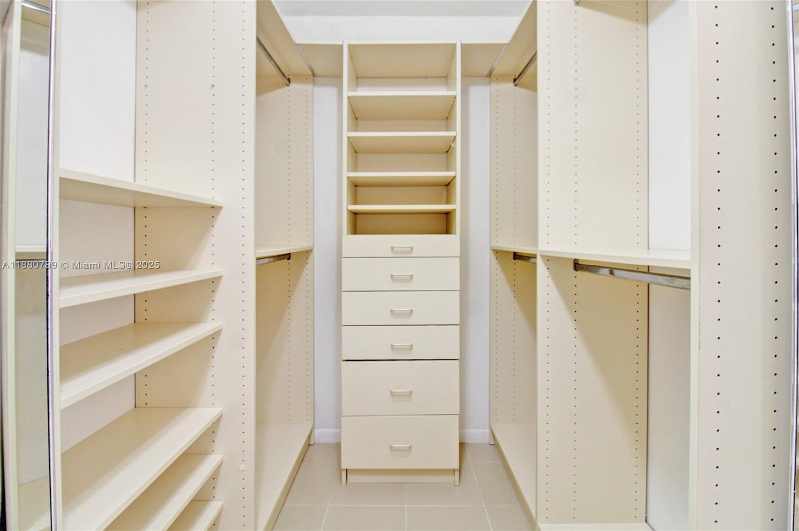 COSTA DEL SOL CONDO D - Residential