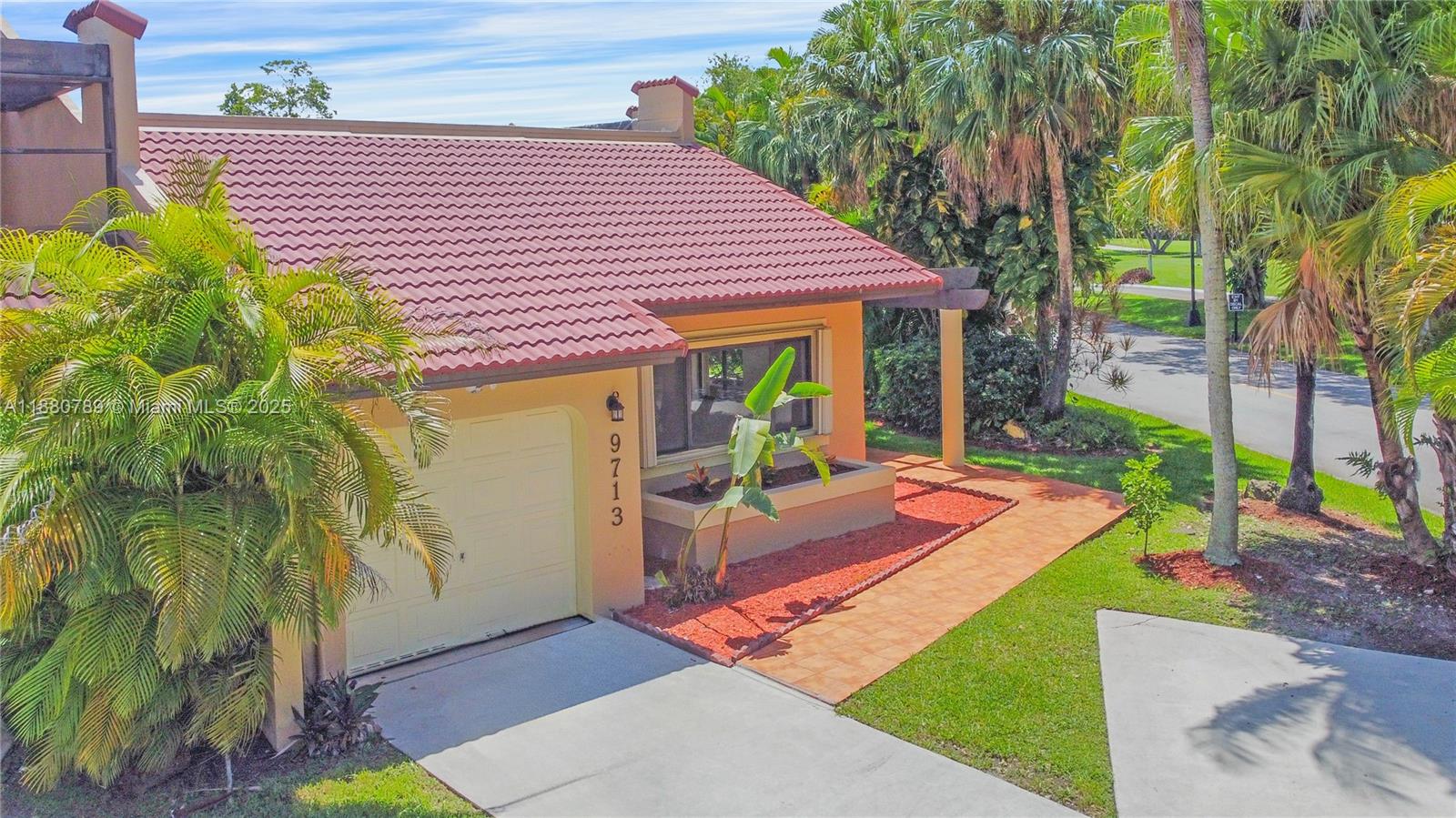 COSTA DEL SOL CONDO D - Residential