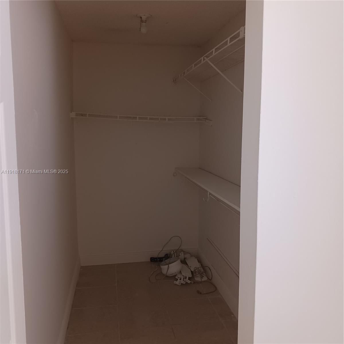 HABITAT II CONDO - Residential