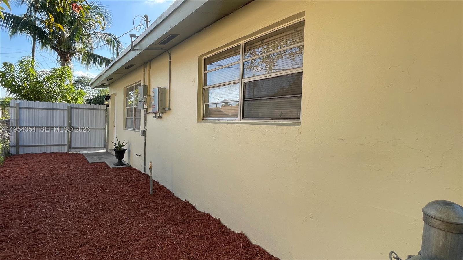 NORTH WEST LAUDERDALE - Residential