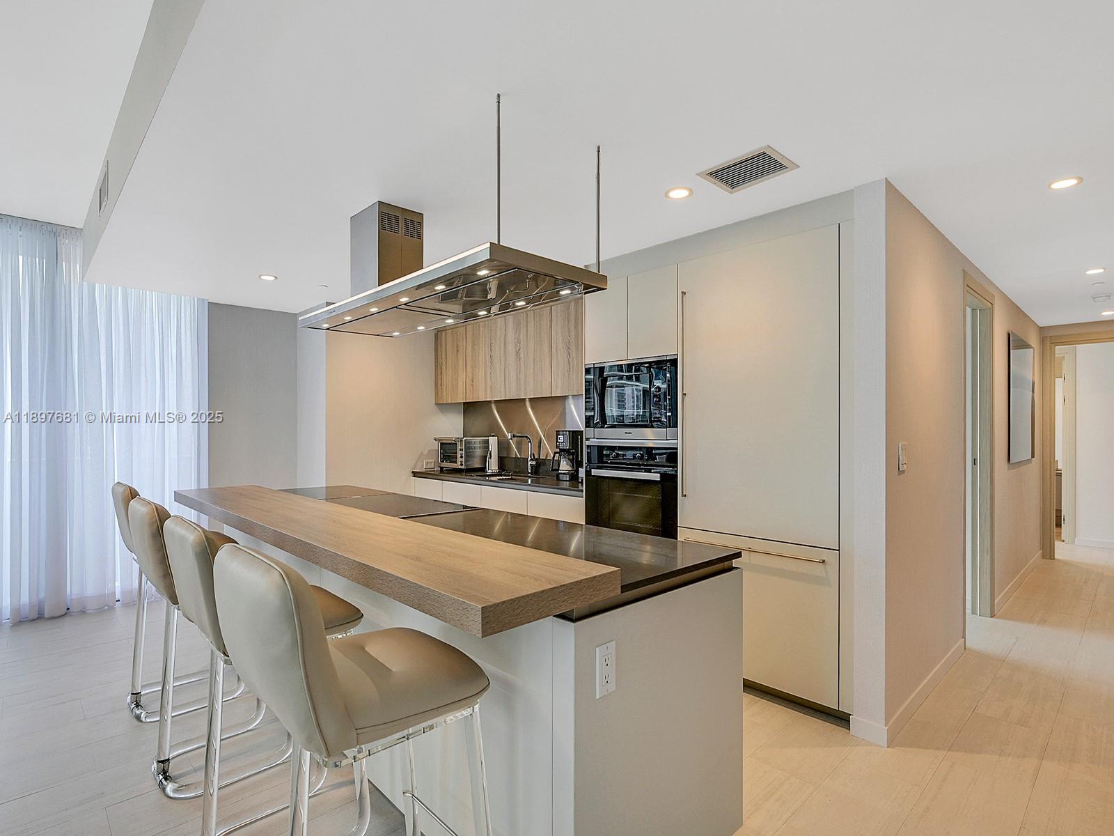 BRICKELL FLATIRON CONDO - Residential Lease