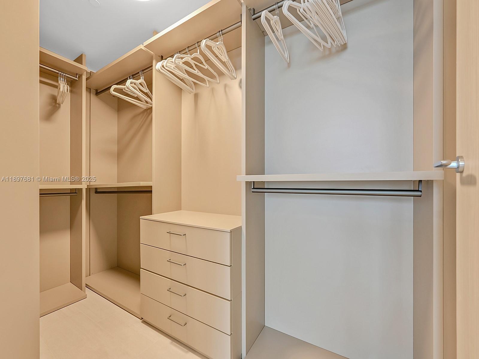 BRICKELL FLATIRON CONDO - Residential Lease