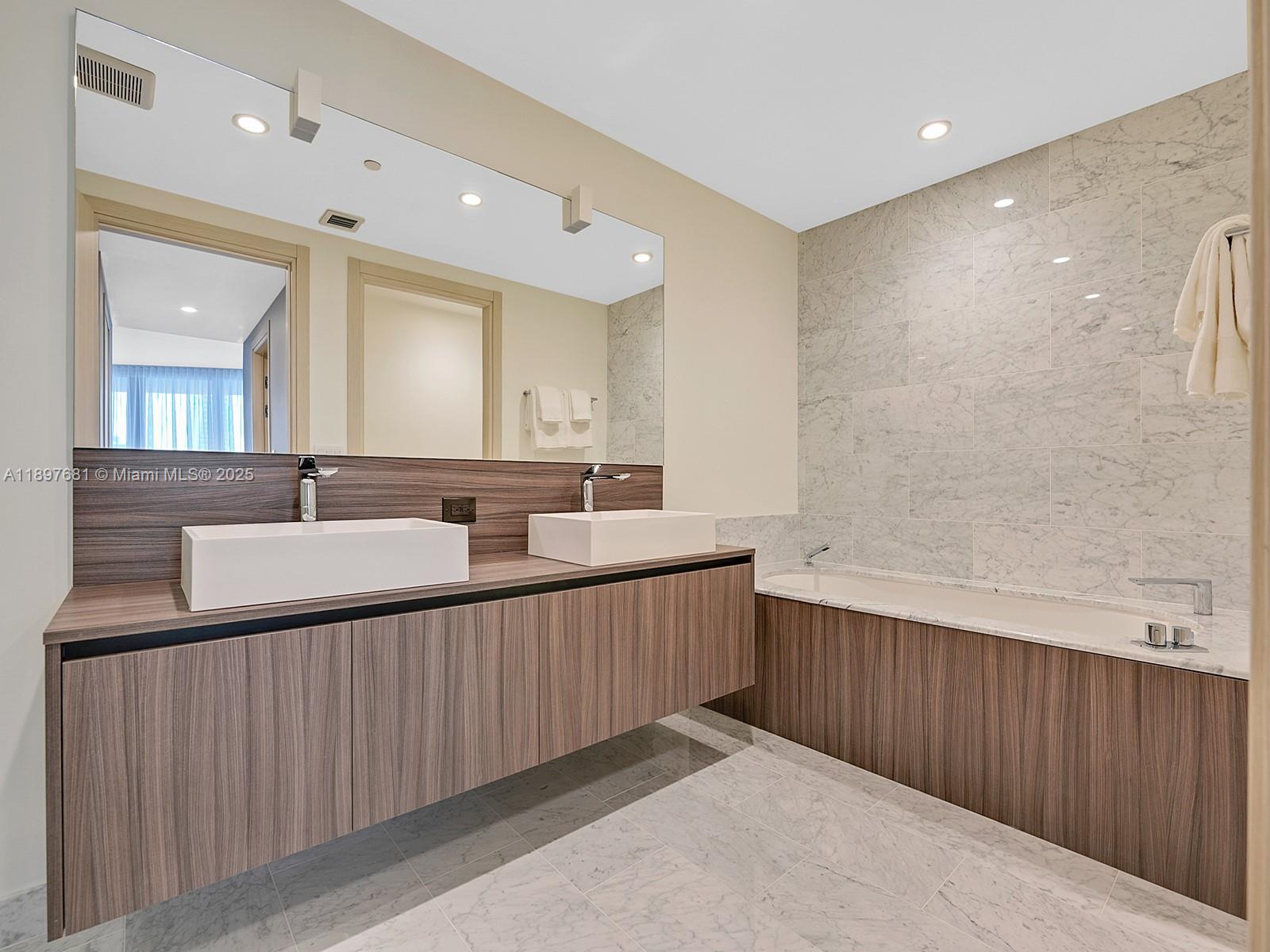 BRICKELL FLATIRON CONDO - Residential Lease