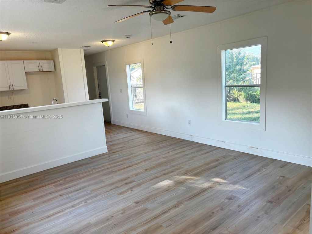 Photo of 6505 Seventh St, Okeechobee, FL 34974 (MLS # A11915954)