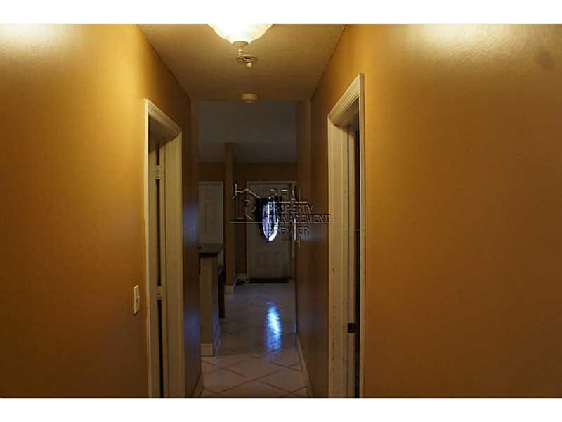 TOWN OF HALLANDALE B-13 D - Residential Lease