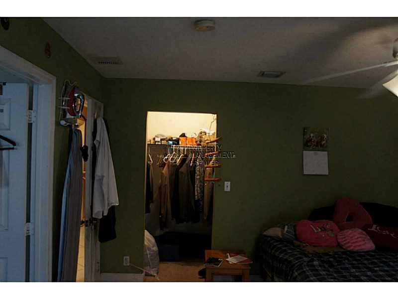 TOWN OF HALLANDALE B-13 D - Residential Lease