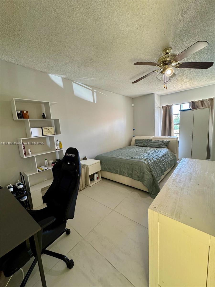 WELLINGTON OF WELLINGTON - Residential