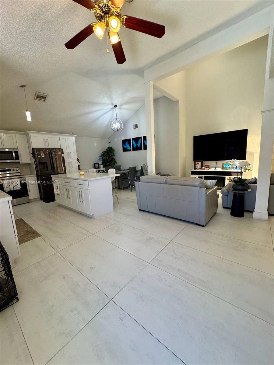 WELLINGTON OF WELLINGTON - Residential