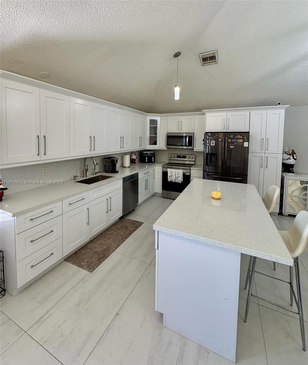 WELLINGTON OF WELLINGTON - Residential