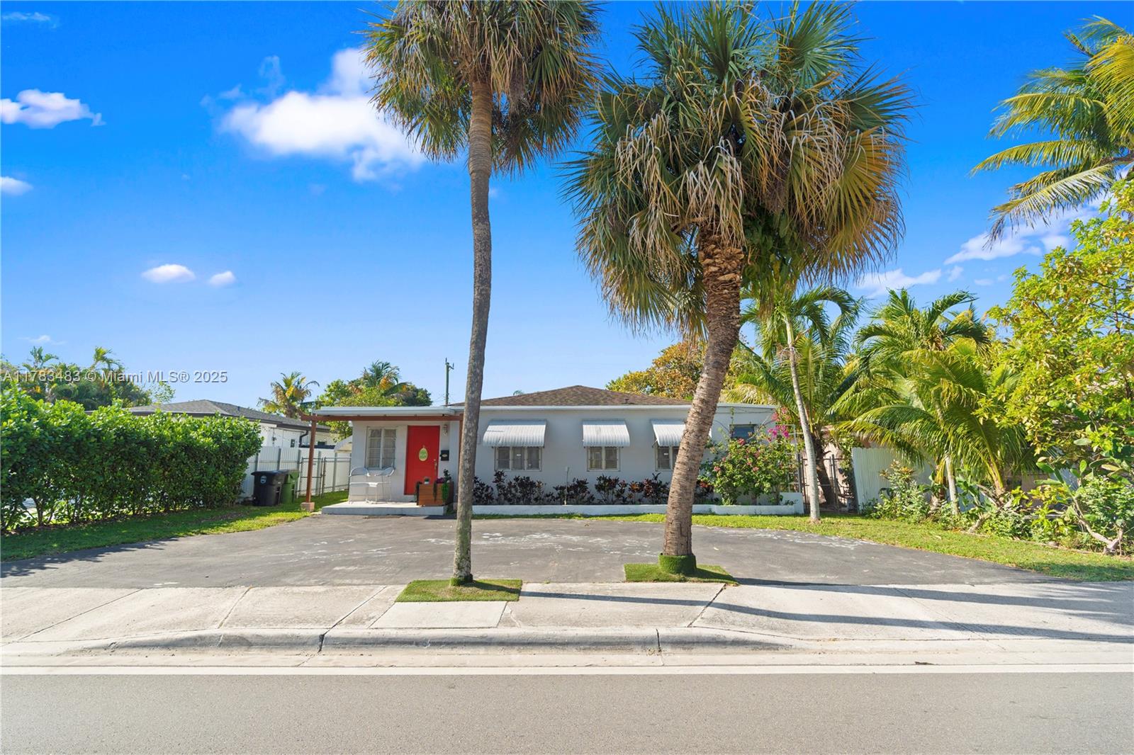 1260 Ne 135th St, North Miami, Miami-Dade County, Florida - 3 Bedrooms  
2 Bathrooms - 