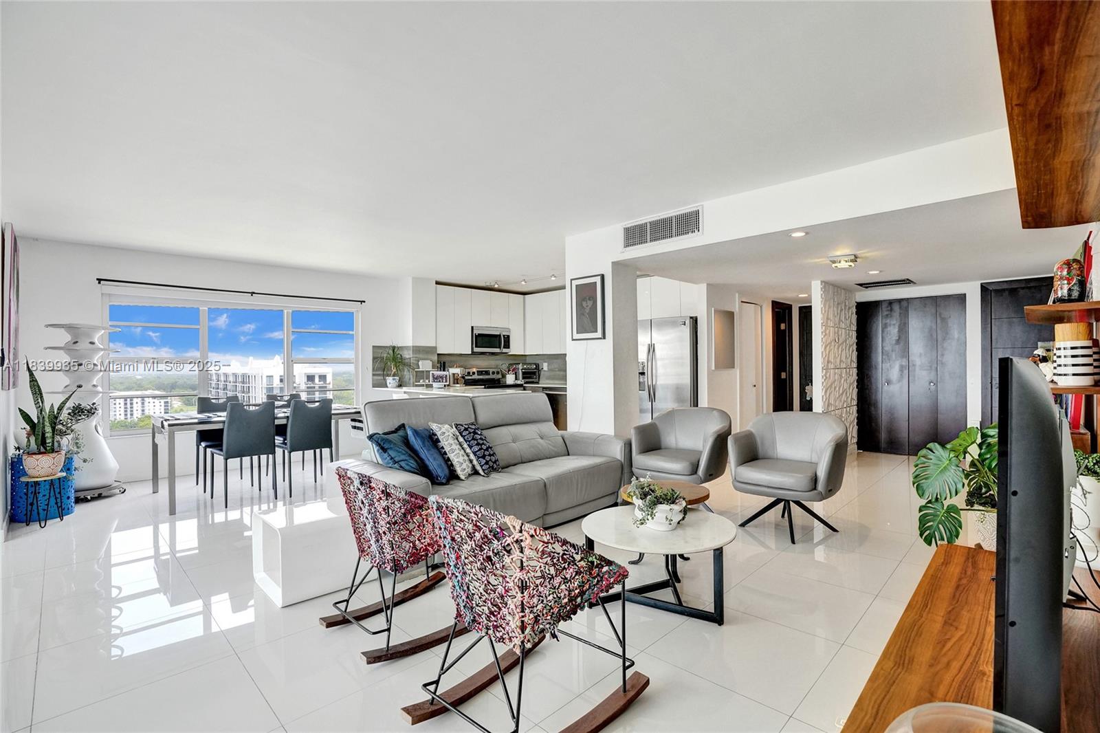JOCKEY CLUB CONDO - Residential