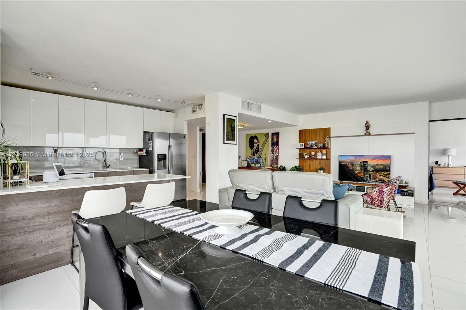 JOCKEY CLUB CONDO - Residential