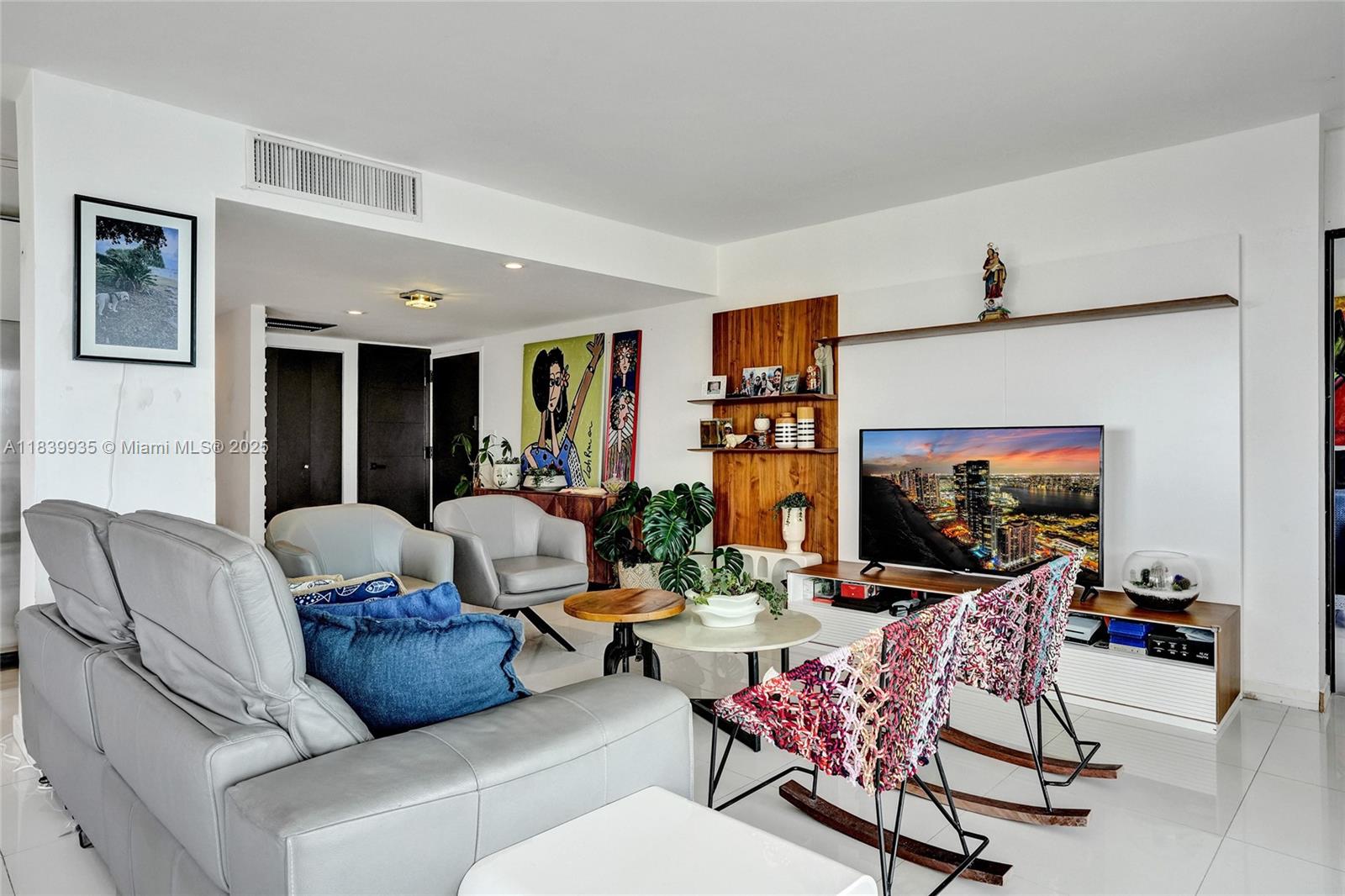 JOCKEY CLUB CONDO - Residential