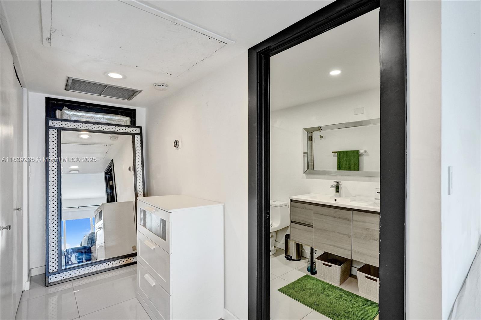 JOCKEY CLUB CONDO - Residential