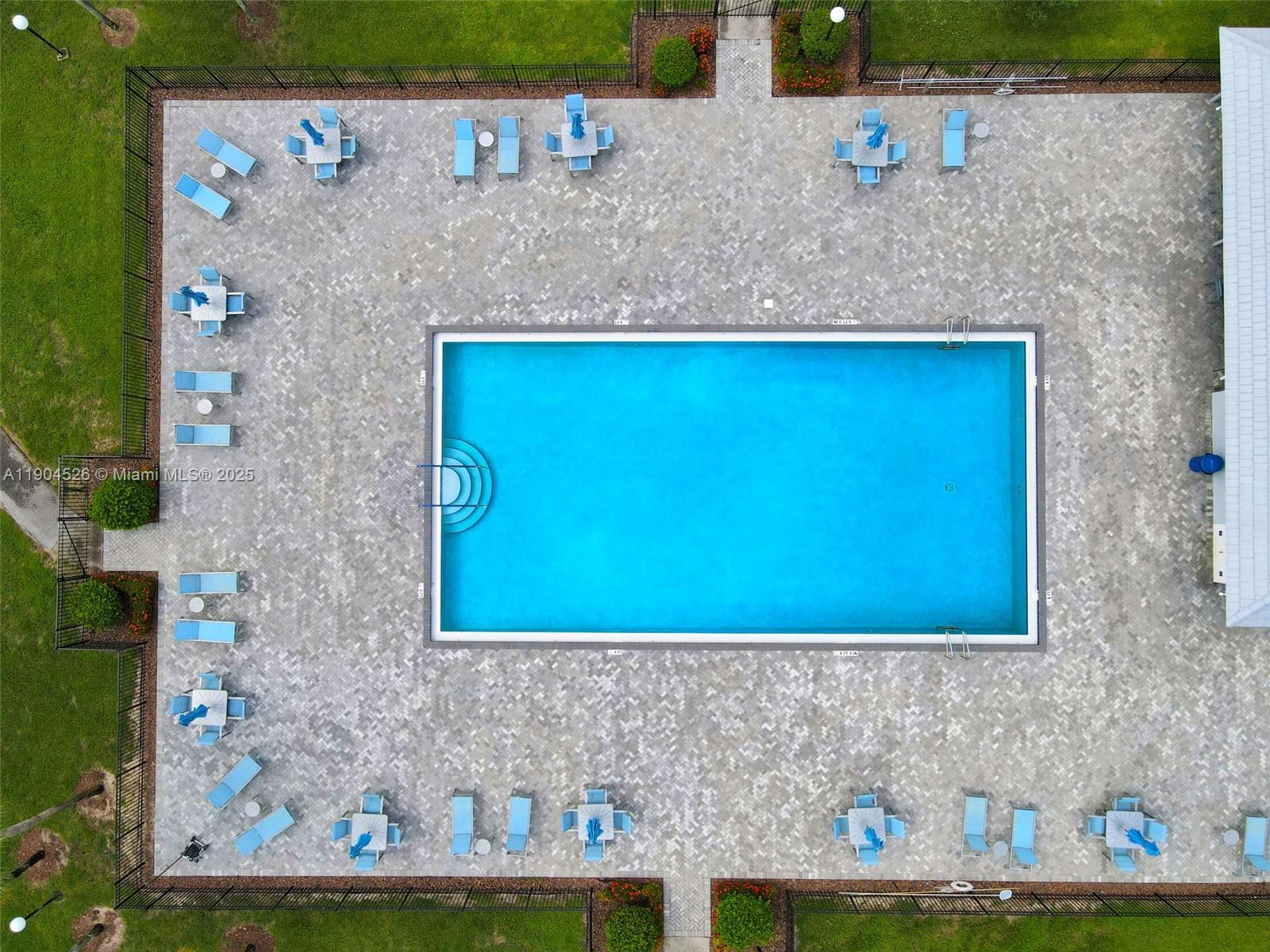 ANTIGUA VILLAGE I B CONDO - Residential