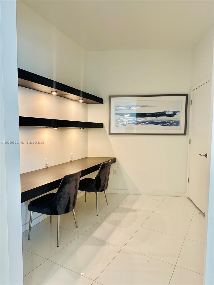 PARAMOUNT MIAMI WORLDCENT - Residential