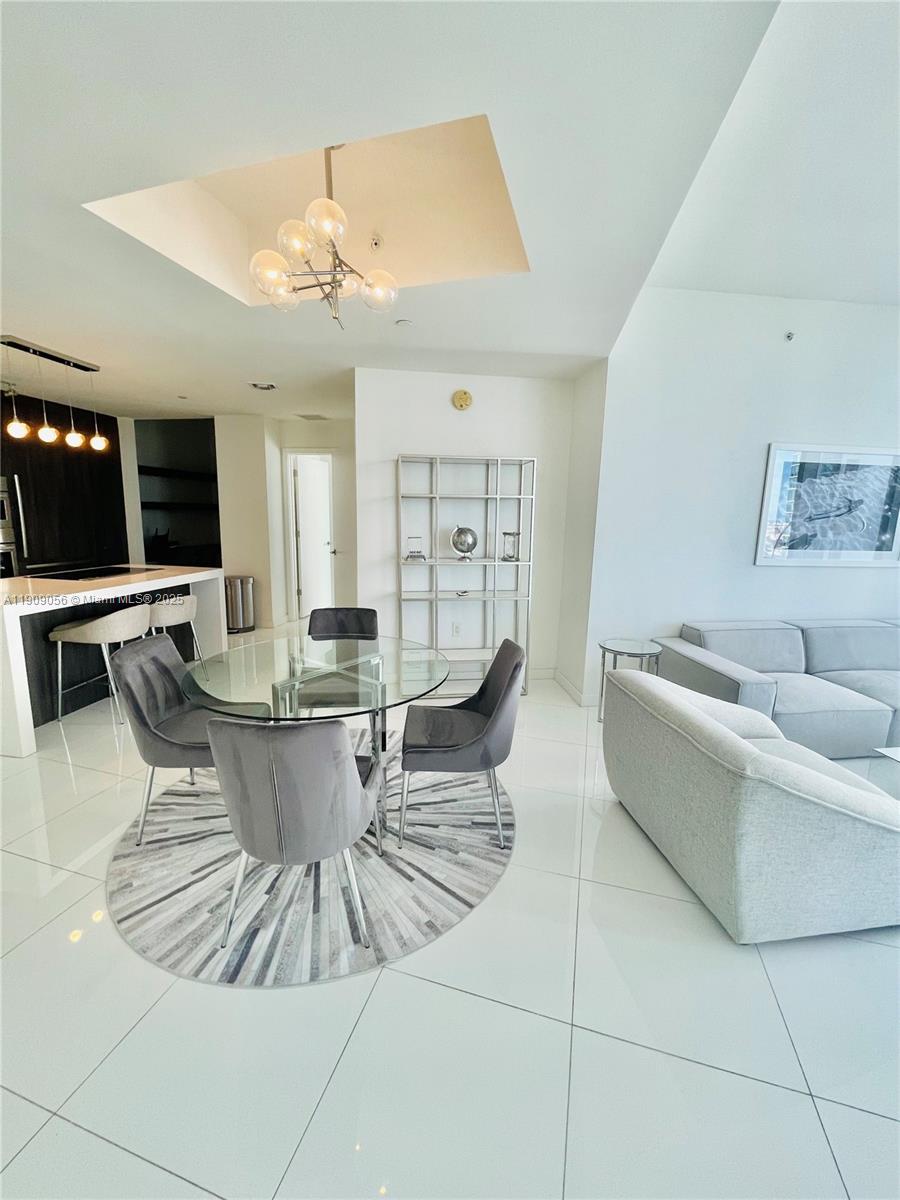 PARAMOUNT MIAMI WORLDCENT - Residential