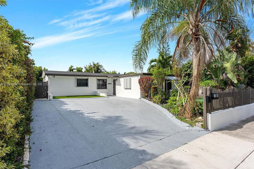 Photo of 7760 NW 34th St #A, Davie, FL 33024 (MLS # A11690557)