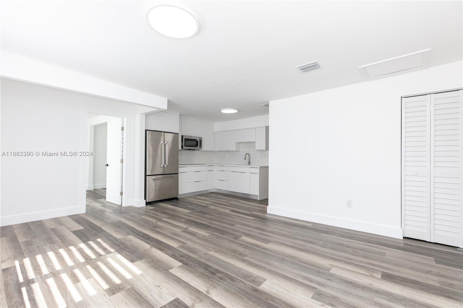 ORANGE HEIGHTS - Residential