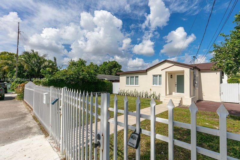 ORANGE HEIGHTS - Residential