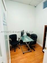OFFICE AVAILABLE, 60SFT , INCLUDES INTERNET, ELECTRICITY AND CLEANING .